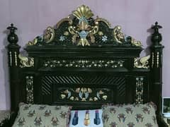 chinioti bed with dressing