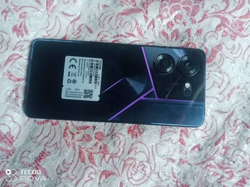 Tecno Pova 5 pro ( 5G).    40k 1