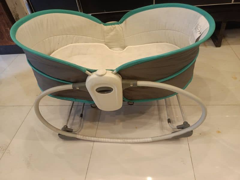 swing cot baby seat 5 in 1 for sale with box and all accessories 1