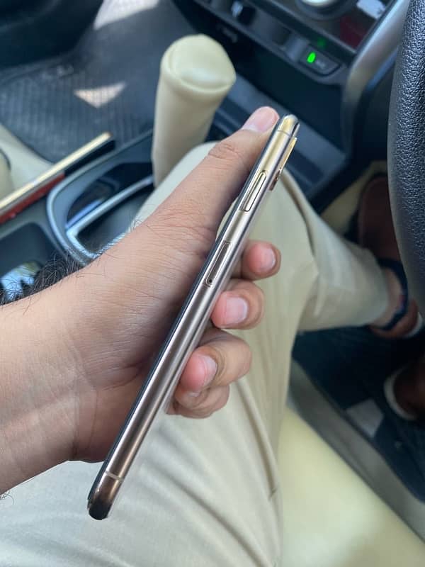 iPhone Xs Max 256Gb Gold Dual PTA Approved 5