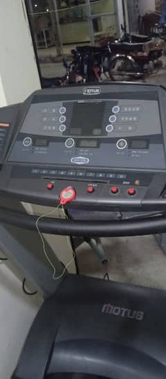 Motus Treadmill