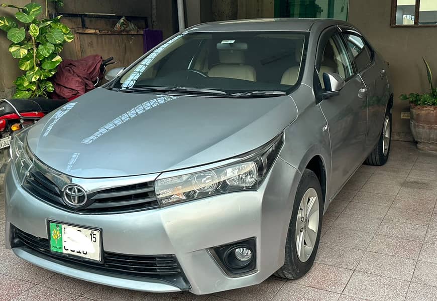 Toyota Corolla GLI 2015 1