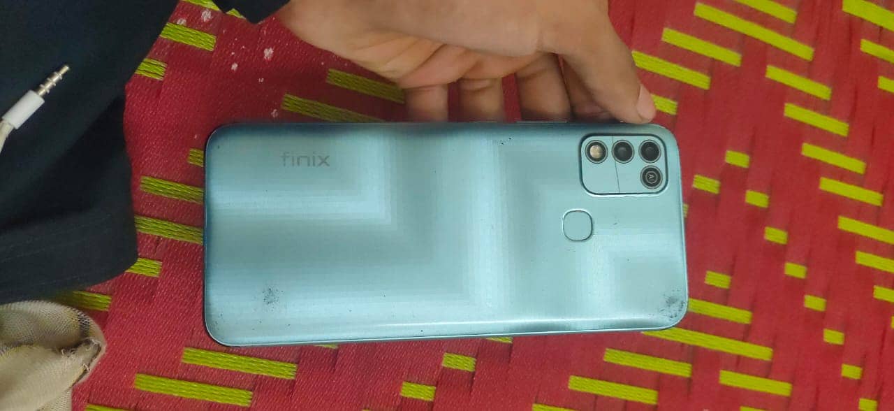 Infnix mobile hot 11 play achi condition price 18000 ma ha. 0