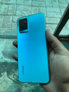 vivo y33s 10/10 condition Exchange posible