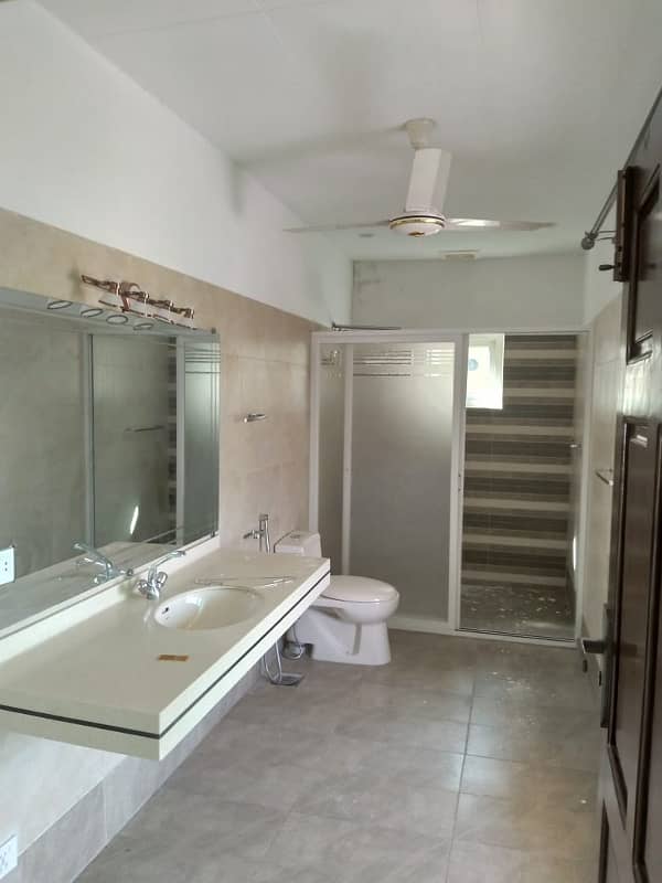 Sector: A , 10 Marla House for Rent Basement Wala Bahria enclave Islamabad 9