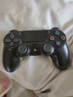 PS4 Controller Slightly Used