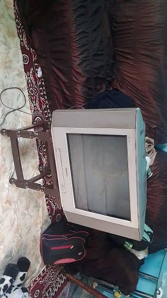 Sony TV Original halat me for sale 0