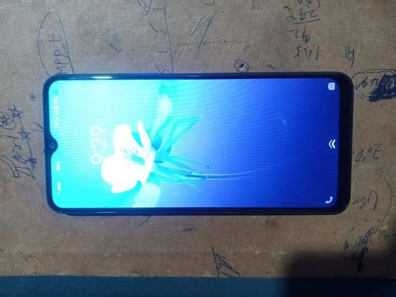 10/10 condition cell# 03164563621 (Vivo y15c) 0