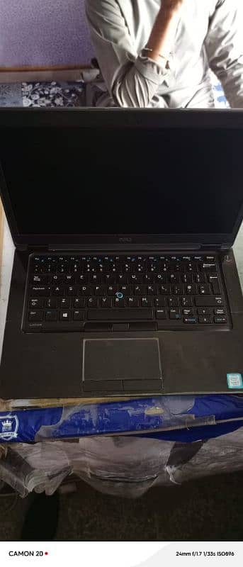 Dell 7th gen core I 5 8gb ram 256 m2 FHD screen backlite keyboard 1