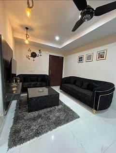 1 Bedroom VIP full furnishe flat for rent per day available in Bahia Town Lahore 0