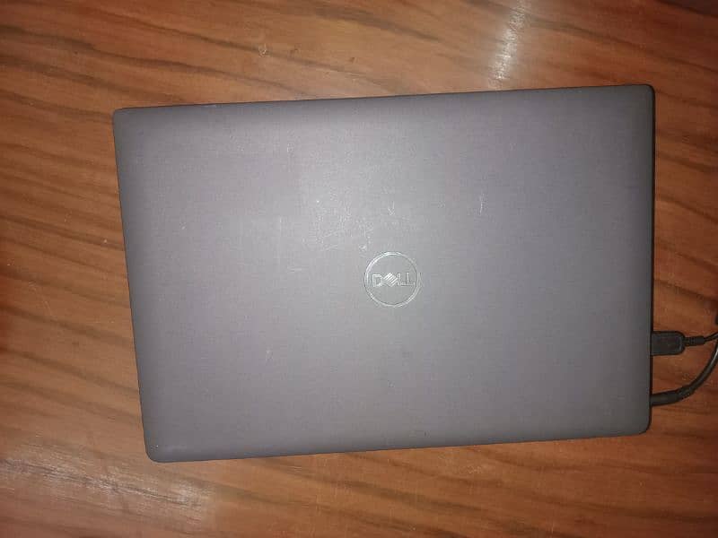 Dell Latitude 3410 1