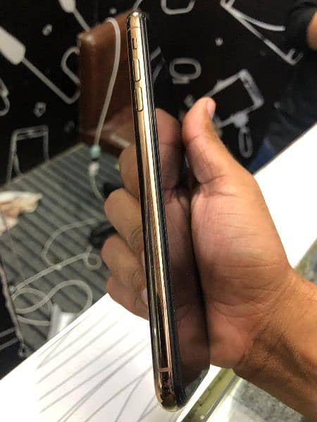 iphone XS MAX 256GB PTA approved 2