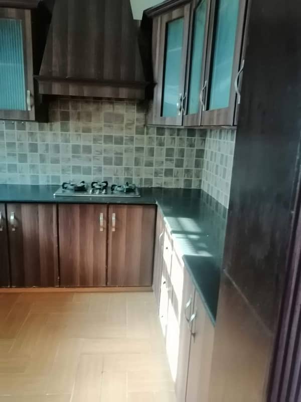 10 marla upper portion for rent for Family and Silent office (Call center + Software house) 3 bed attach bath / TV launch / Kitchen andDrawing room 3