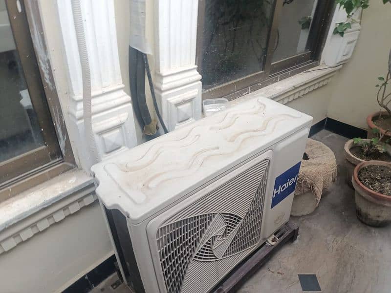 Haier 1 ton DC inverter heat and cool 1