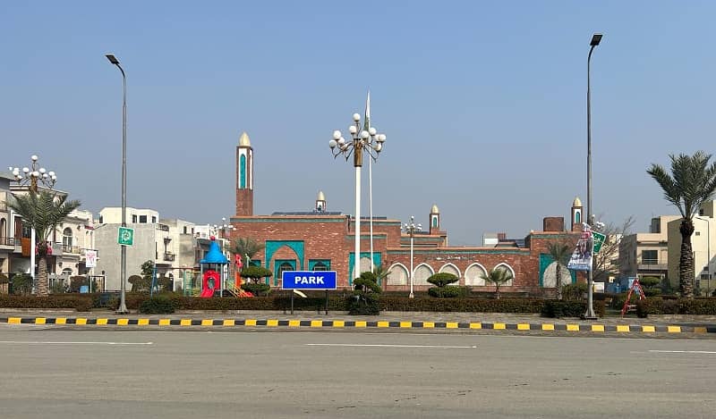 3-Marla Plot For Sala E-Block Al-Kabir Town Phase2 Raiwind Road Lahore 4