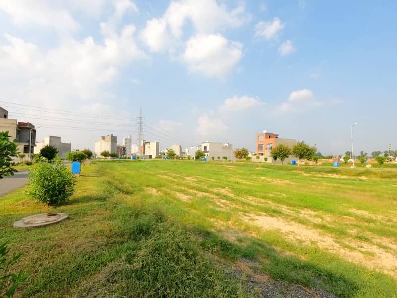 Prime Location 3 Marla Residential Plot Available For Sale in E Block Al-Kabir Town Phase 2 10