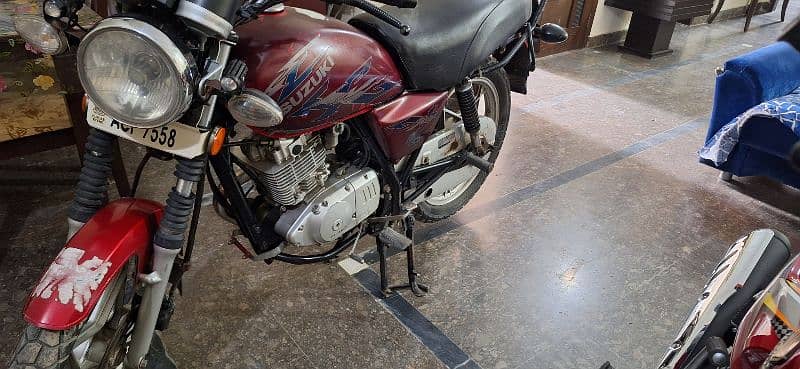 SUZUKI GS 150 SE 7