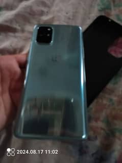 OnePlus 8t 10/10 condition 8/128 dual sim with 65 watts charger 0