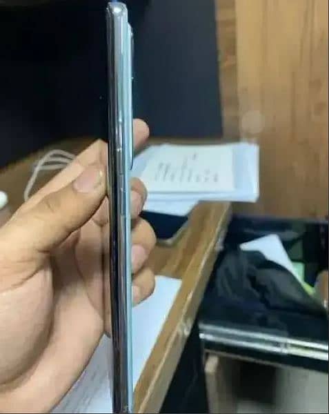 Vivo V30 12/256 6days used only 3