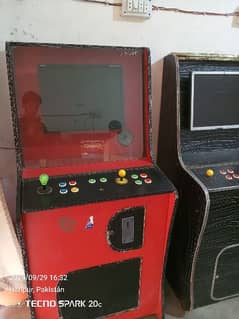 Handball and Video Game For sale