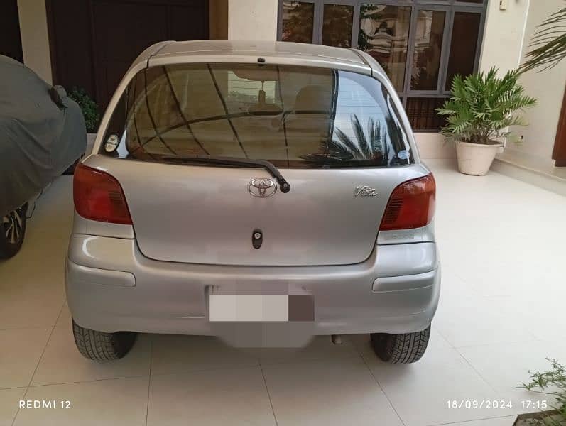 Toyota Vitz 2003 4