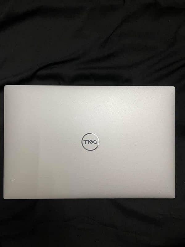 Dell Precision 5550 Workstation 0