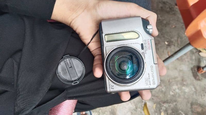 Olympus camera 10X 2