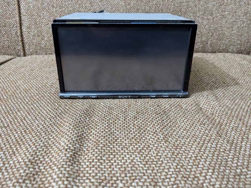 Sony xplod 7 inch head unit 1