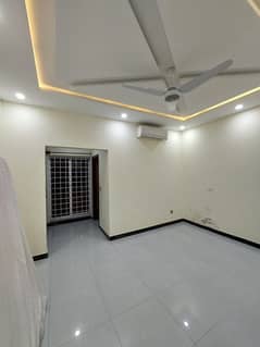 7 Marla upper portion available for rent in G-15 Islamabad