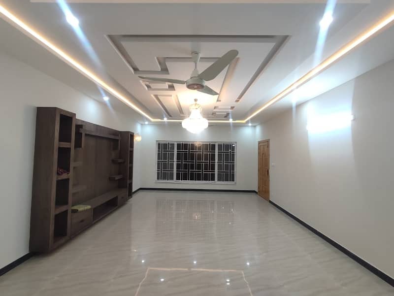 12 Marla portion available for rent in G-15 Islamabad 2