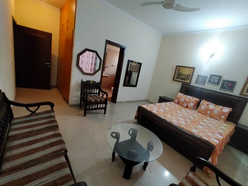 DHA phase 8 FULLY Furnished house near airport short and long term 12