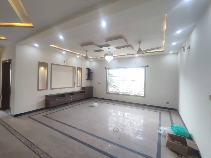 Triple Story House For Rent In G-16 Size 1 Kanal Water Gas Electricity All Facilities Near To Markaz Best Location Very Reasonable Rent More Seven Options Double & Triple Storey House Available 0