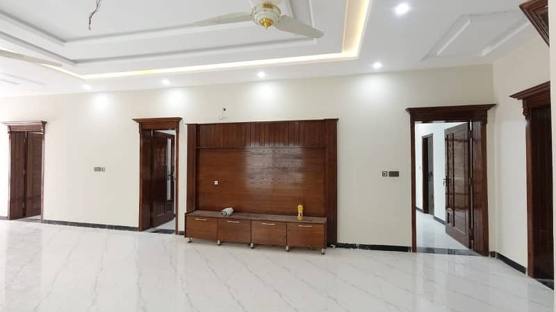 House For Rent In G15 Size 14 Marla Double Storey Near To Markaz Park Masjid Best Location Two Options Available 1