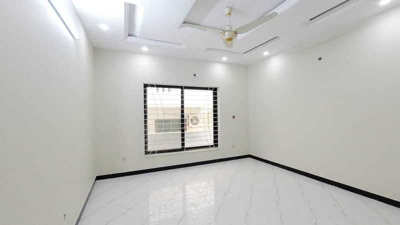 House For Rent In G15 Size 14 Marla Double Storey Near To Markaz Park Masjid Best Location Two Options Available 6