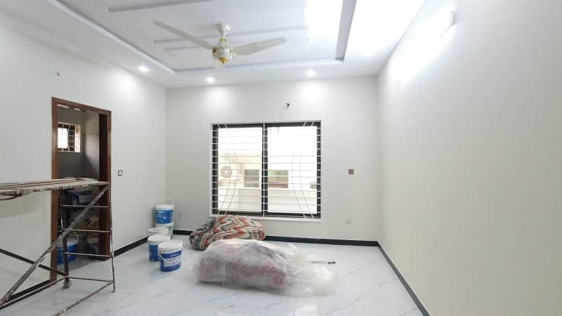 House For Rent In G15 Size 14 Marla Double Storey Near To Markaz Park Masjid Best Location Two Options Available 11