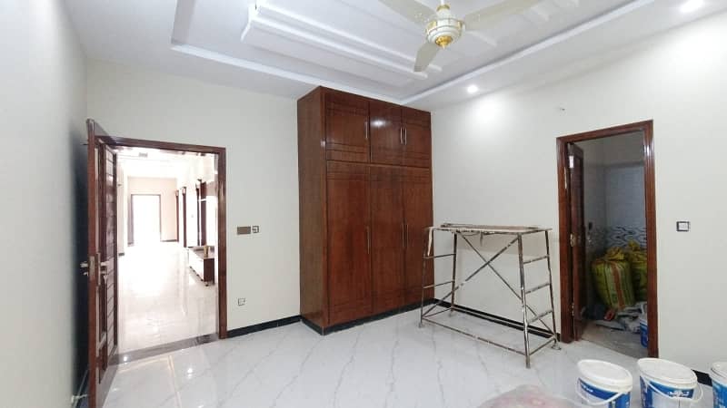 House For Rent In G15 Size 14 Marla Double Storey Near To Markaz Park Masjid Best Location Two Options Available 13