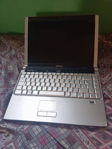 Dell XPS m1330 Laptop 1