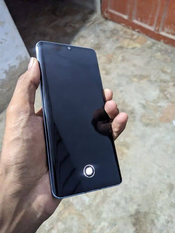 Huawei p30 pro 6/128 single Sim PTA  urgent sale 5