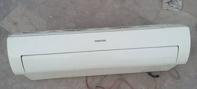 Selling my Sumsung non invertor 1.5Ton only Inner,