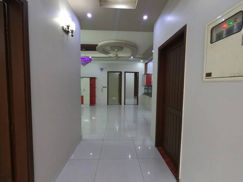 Prime Location 400 Square Yards House For Rent In Beautiful Saadi Town 8