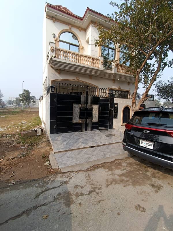 DHA fully furnished luxury house short and long term rentals 1