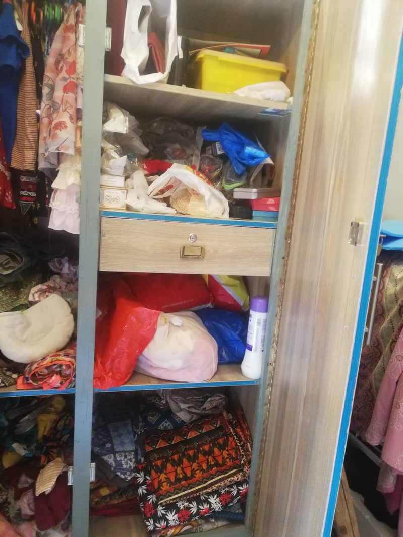 Wardrobe  /kapro wali almari/  Cubet 4