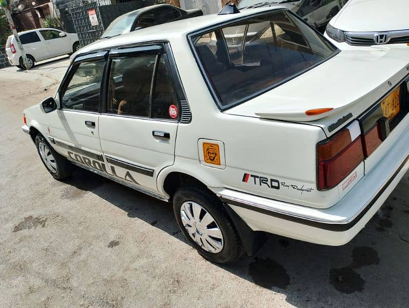 Toyota Corolla GL saloon86 1996 4