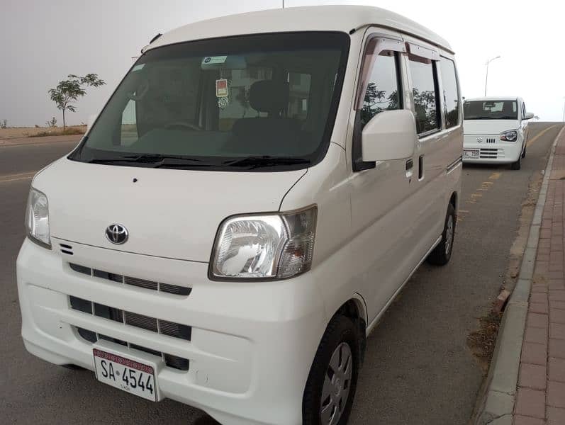 Daihatsu Hijet 2017 2