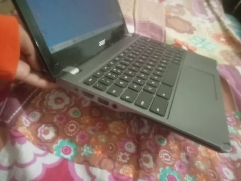 Acer C740 | 256 GB SSD | 4GB RAM | 12 Inches Display 2