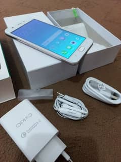 Smart phone oppo A57 brand new condition