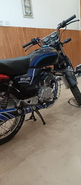 Honda CG Deluxe 125 11