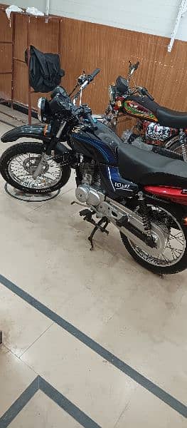 Honda CG Deluxe 125 12