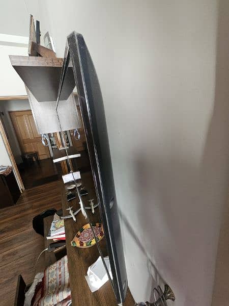 urgent: LG 49" Smart TV with magic remote (49LJ610V-TA) 4