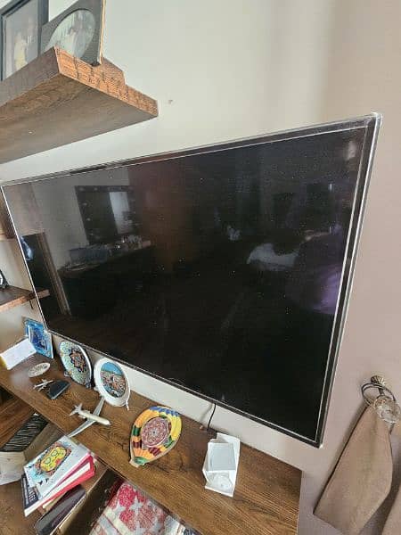 urgent: LG 49" Smart TV with magic remote (49LJ610V-TA) 5